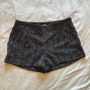 Express Black & White Lightweight Shorts | Size 4